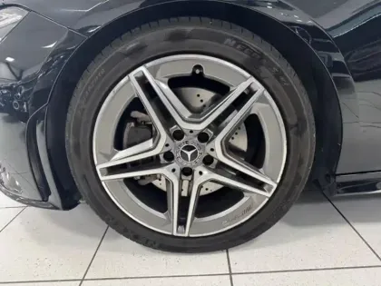 Photo 13 Mercedes CLA  200 d Coupé AMG Line