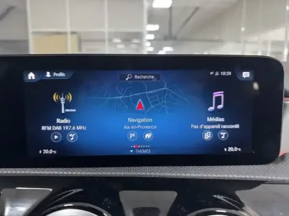 Photo 17 Mercedes CLA  200 d Coupé AMG Line