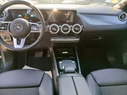 Photo 10 Mercedes GLA 200 d  Business Line