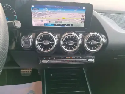 Photo 20 Mercedes GLA Gén. II (H247) Ph1 AMG Line 5