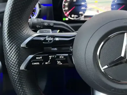 Photo 14 Mercedes Classe A 180 AMG Line