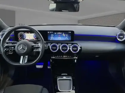 Photo 16 Mercedes Classe A 180 AMG Line