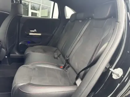 Photo 11 Mercedes GLA 250 e AMG Line