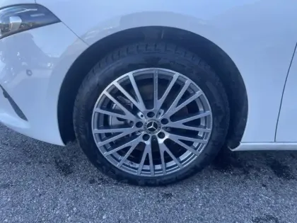 Photo 14 Mercedes Classe A Gén. IV (V177) Ph1 Progressive Line 4