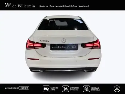 Photo 31 Mercedes Classe A 250 e Berline Progressive Line