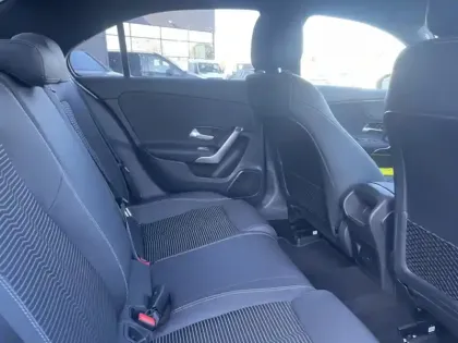 Photo 10 Mercedes Classe A Gén. IV (V177) Ph1 Progressive Line 4