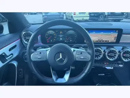 Photo 11 Mercedes CLA  250 e Coupé AMG Line