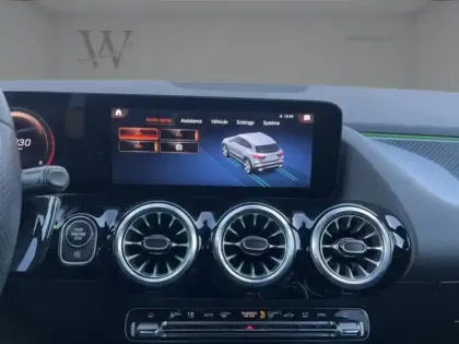 Photo 7 Mercedes GLA 200 d AMG Line