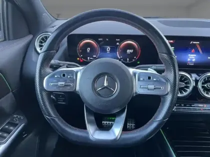 Photo 11 Mercedes GLA 200 d AMG Line