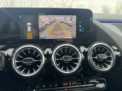 Photo 16 Mercedes GLA 200 d AMG Line