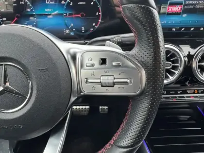 Photo 11 Mercedes GLA 200 d AMG Line