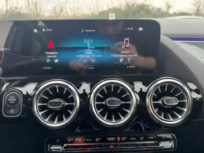 Photo 15 Mercedes GLA 200 d AMG Line