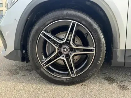 Photo 8 Mercedes GLA 200 d AMG Line