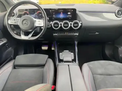 Photo 30 Mercedes GLA 200 d AMG Line