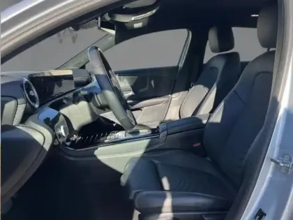 Photo 17 Mercedes Classe A 180 d Progressive Line