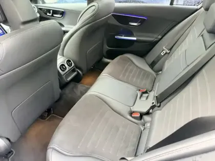 Photo 16 Mercedes Classe C  200 d Berline AMG Lin