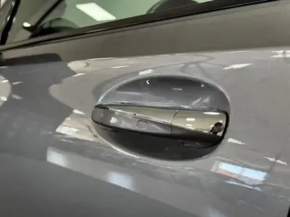 Photo 17 Mercedes Classe A 250 e Hybrid EQ AMG Line