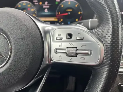 Photo 8 Mercedes Classe GLC Gén. I (C253) Ph2 AMG Line 5