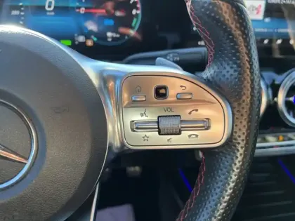 Photo 12 Mercedes GLA 250 e AMG Line