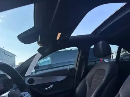 Photo 13 Mercedes Classe C  300 e Berline AMG Lin