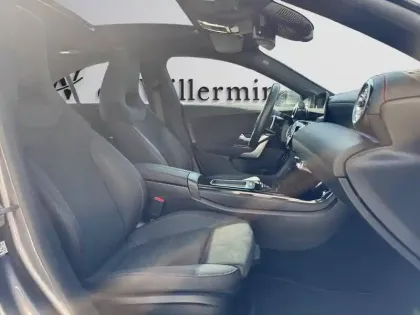 Photo 9 Mercedes CLA  250 e Coupé AMG Line