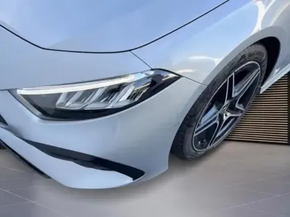 Photo 16 Mercedes Classe A 200 AMG Line