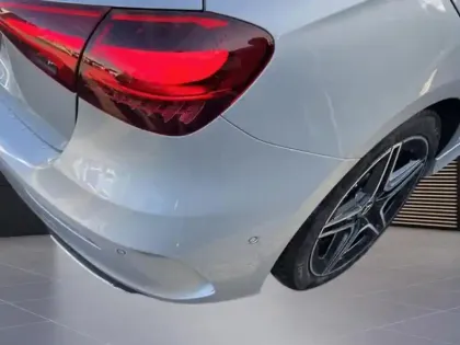 Photo 17 Mercedes Classe A 200 AMG Line