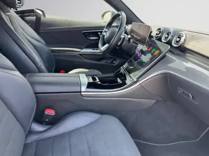 Photo 11 Mercedes CLE  220 d AMG Line Cabriolet