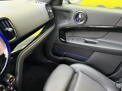 Photo 16 Mini Countryman Gén. II (F60) Ph2 Edition Premium 5