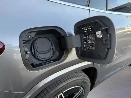 Photo 7 Mercedes EQA 250+