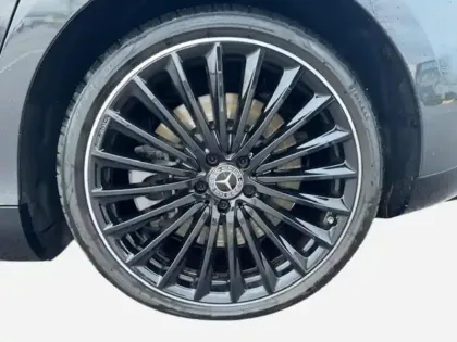 Photo 22 Mercedes Classe E Gén. I Ph1 AMG Line 5