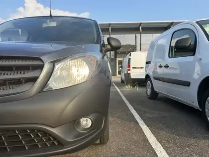 Photo 21 Mercedes Classe G 109 CDI Fourgon Compact 10900HT