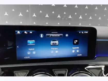 Photo 18 Mercedes Classe A 250 e Hybrid EQ AMG Line