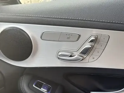 Photo 17 Mercedes Classe GLC GLC 300de 4MATIC Coupé Busines