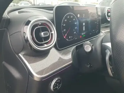 Photo 6 Mercedes Classe C  300 e Break AMG line