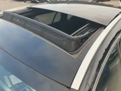 Photo 21 Mercedes Classe C Gén. V (S206) Ph1 AMG Line 5