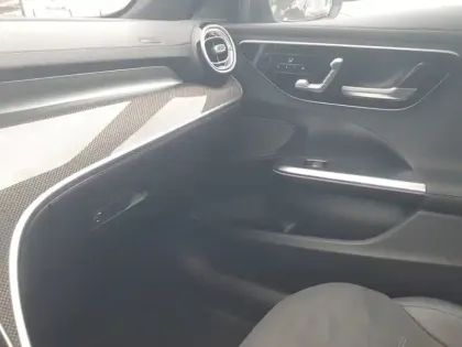 Photo 34 Mercedes Classe C Gén. V (S206) Ph1 AMG Line 5