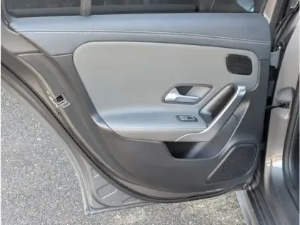 Photo 18 Mercedes Classe A 220 d