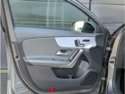 Photo 12 Mercedes Classe A 220 d