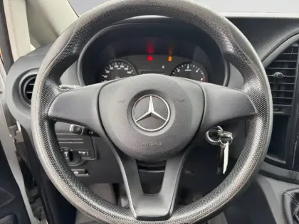 Photo 16 Mercedes Vito  FOURGON 114 CDI COMPACT F