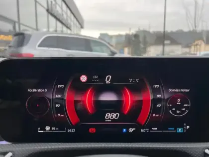 Photo 17 Mercedes Classe A A 180 Berline AMG Line