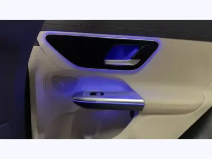 Photo 16 Mercedes Classe GLC 220 d 4MATIC Avantgarde Line