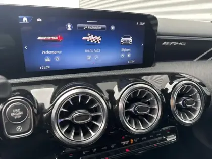 Photo 19 Mercedes Classe A AMG 45 S 4MATIC+