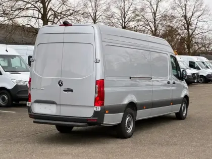 Photo 44 Mercedes Sprinter e 420 Fourgon Long 113
