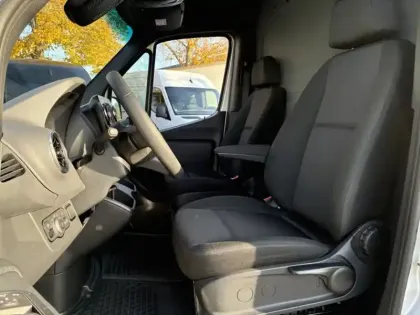 Photo 32 Mercedes Sprinter e 420 Fourgon Long 113