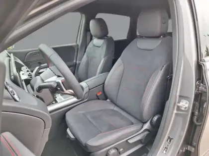 Photo 26 Mercedes Classe B Gén. III (W247) Ph2 AMG Line 5