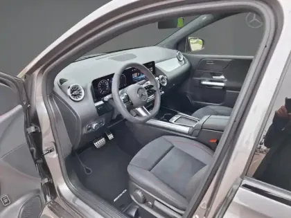 Photo 25 Mercedes Classe B Gén. III (W247) Ph2 AMG Line 5