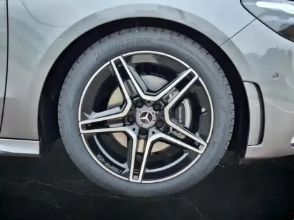 Photo 8 Mercedes Classe B 200 d AMG Line