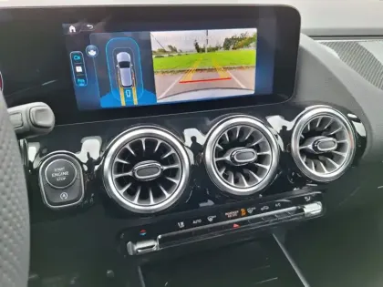 Photo 18 Mercedes Classe B 200 d AMG Line