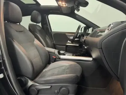 Photo 12 Mercedes GLA 250 e AMG Line